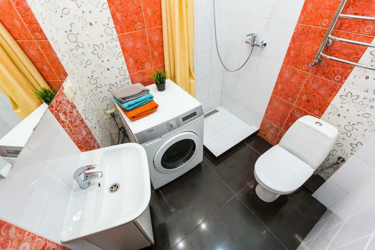 Auberge de jeunesse Baker'S Street à Lviv Extérieur photo